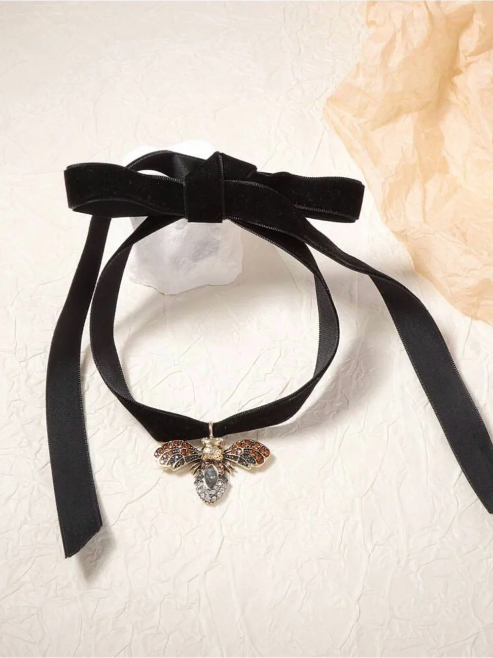 Crystal Bee Pendant Necklace Black Ribbon Choker Jewelry - Picture 2 of 3